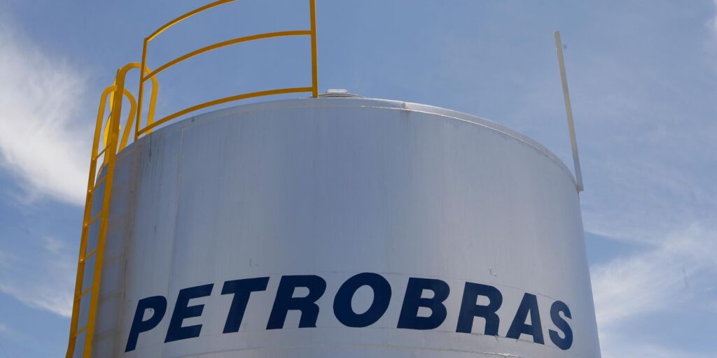petrobras-reduz-preco-da-gasolina-em-r$-0,05-nas-refinarias