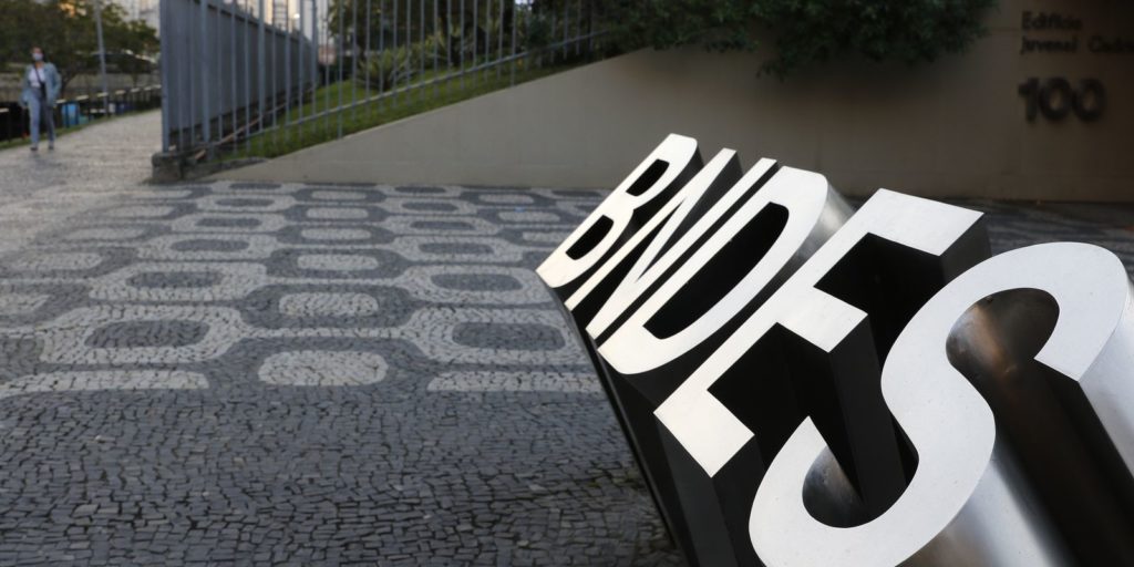 lucro-acumulado-no-ano-pelo-bndes-e-93%-superior-a-2020
