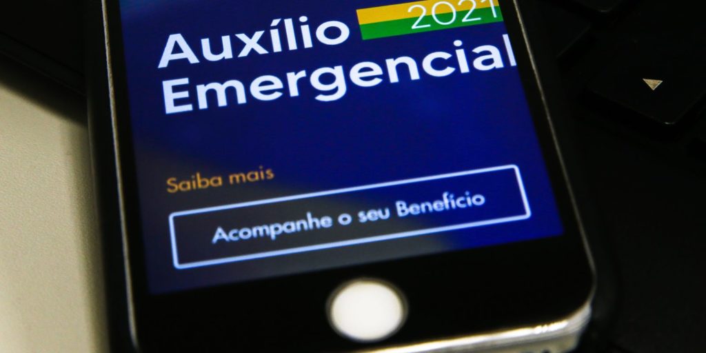 pais-solteiros-recebem-r$-4,1-bi-em-retroativo-do-auxilio-emergencial
