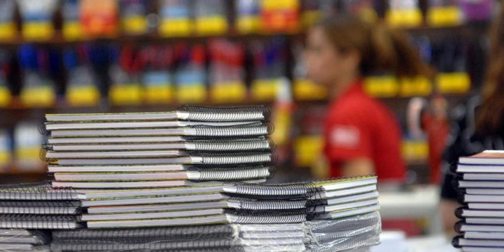 material-escolar-pode-variar-ate-381%-entre-lojas,-diz-procon-sp