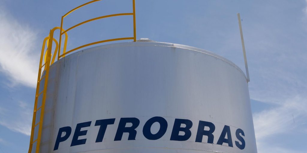 uso-medio-de-refinarias-da-petrobras-se-aproxima-de-90%