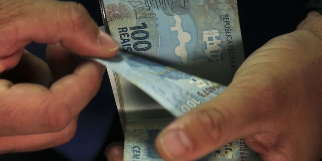aberta-repescagem-para-nascidos-ate-1968-sacarem-valores-esquecidos