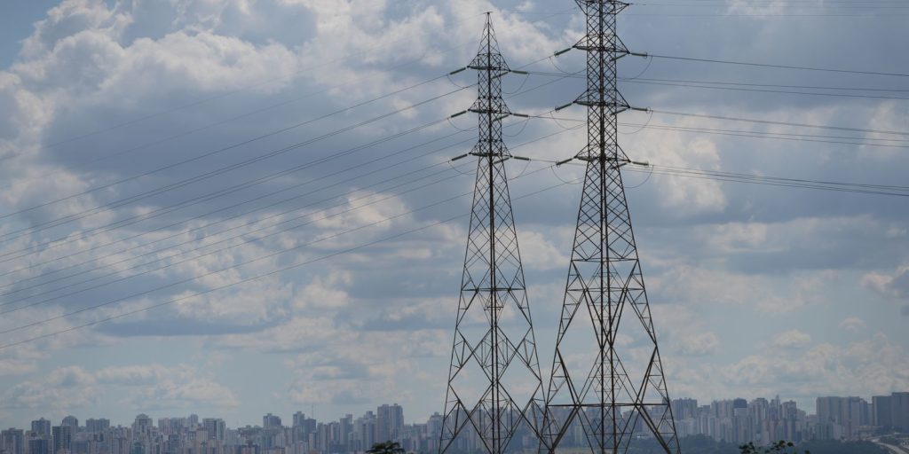 modernizacao-do-setor-eletrico-inclui-energia-mais-barata,-diz-ipea